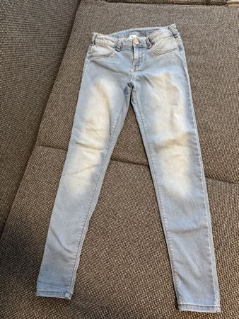 Helle Jeans, Top Zustand, Gr. 176, ideal für den Herbst!