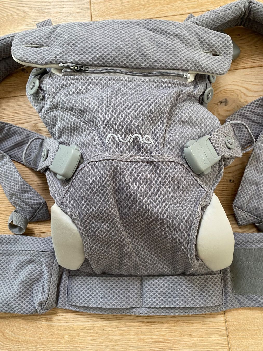 Nuna Bauch- & Rückentragen: NUNA CUDL (Anthrazit) – Gebraucht aus Ipsach von Peggyaria 2