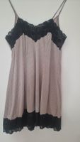 hübsches Negligee, altrosa, schwarze Tupfen+Spitze, Grösse M