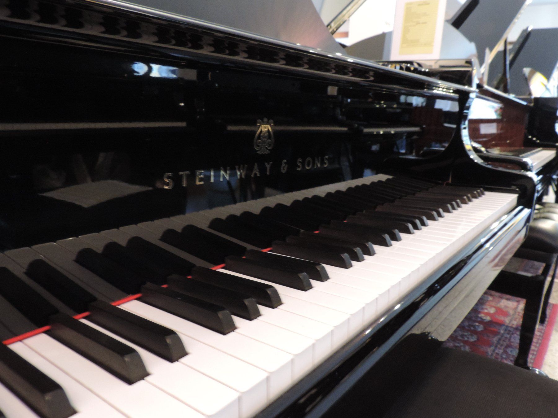 Steinway Musikinstrumente: Steinway & Sons O-180, Revidiert – Gebraucht aus Bern von Heutschipiano 2