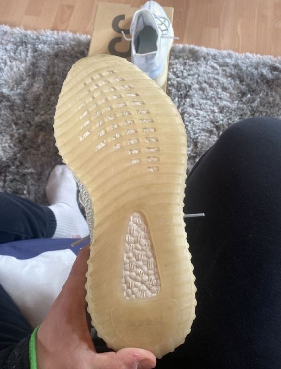 yeezy boost 350 v2 cloud