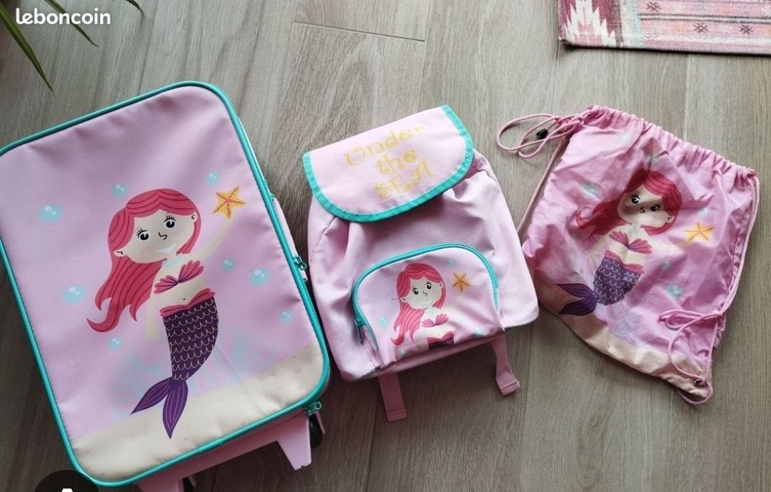 Altro in Aeronautica: kinder Reisekoffer – Usato da Oensingen venduto da mamma86