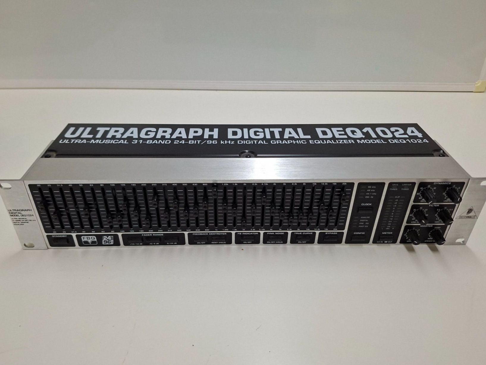 Behringer Equalizzatori: Behringer Audiosystem Ultra-Curve Pro und Ultragraph Digital – Usato da Wettingen venduto da Wendemarket 4
