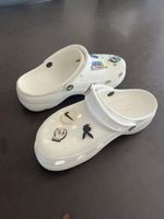 Crocs Clogs weiss mit Jibbitz Grösse 39-40