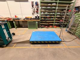 Hydr. Elektrische Scherenhebebühne (Lot 67) 8108 Dällikon