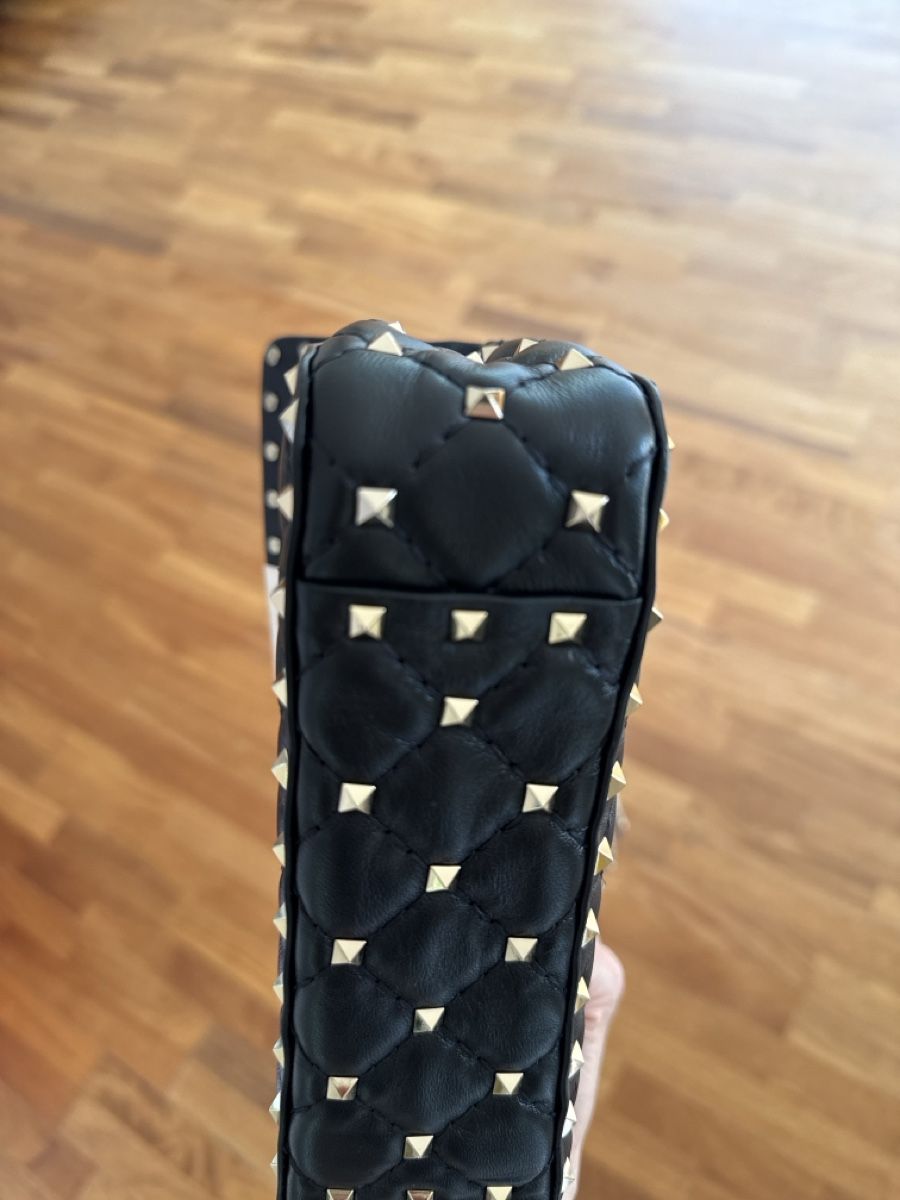 Valentino Borse da donna: Rockstud Spike Crossbody Bag Small – Usato da Gibswil venduto da spongii 4