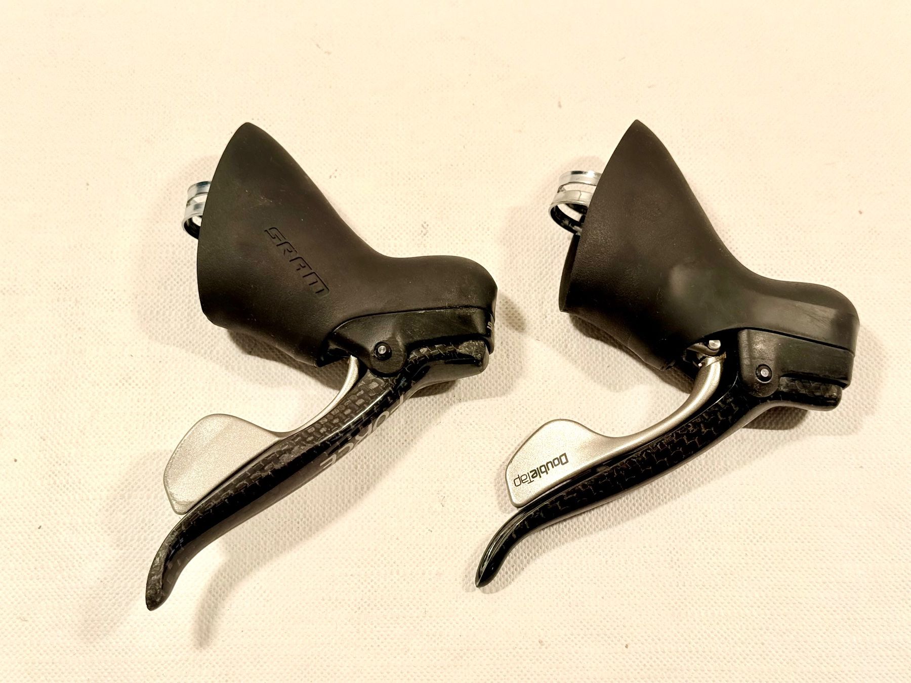 Sram Pezzi di ricambio: SRAM Force DOUBLETAP 2x10-SPEED SHIFT/BRAKE LEVER 2606 – Usato da Luzern venduto da bikeandbeltcom 1