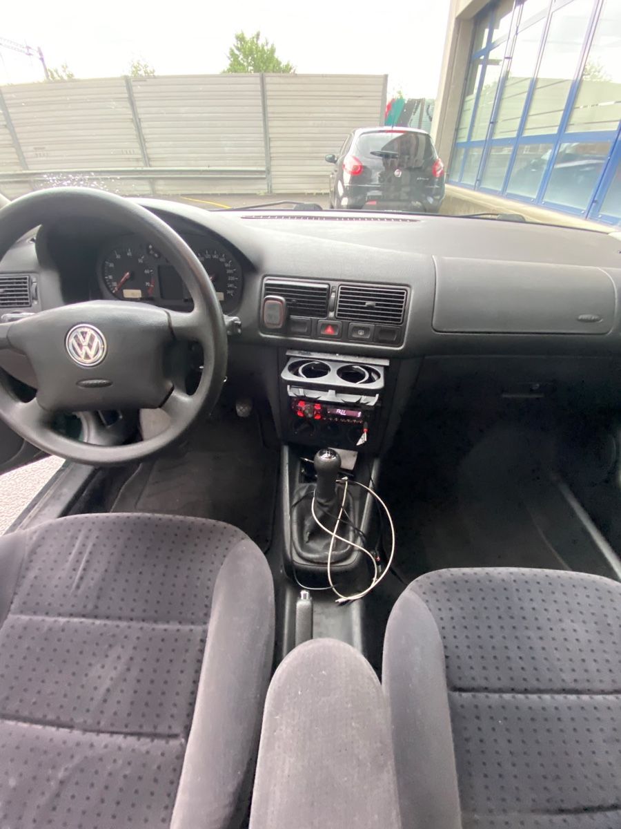 VW Automobili: VW golf 4 AB MFK – Usato da Dietikon venduto da hat_z5kp 7