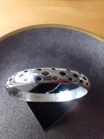 Schöner Armreif Silber 925 mit durchbrochener Oberfläche