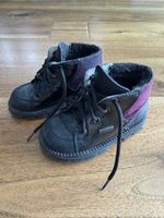 Gefütterte Boots Gr. 22 