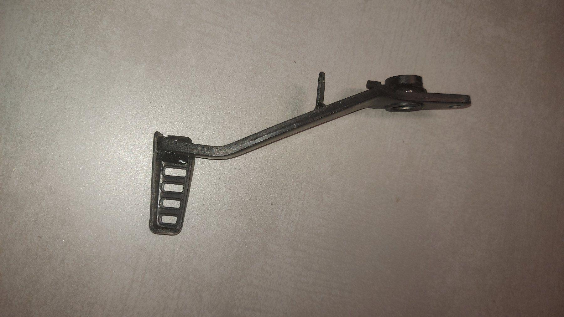 Honda Tutti i ricambio per moto: Bremshebel hinten CB500XA – Usato da Kölliken venduto da motoleu 3