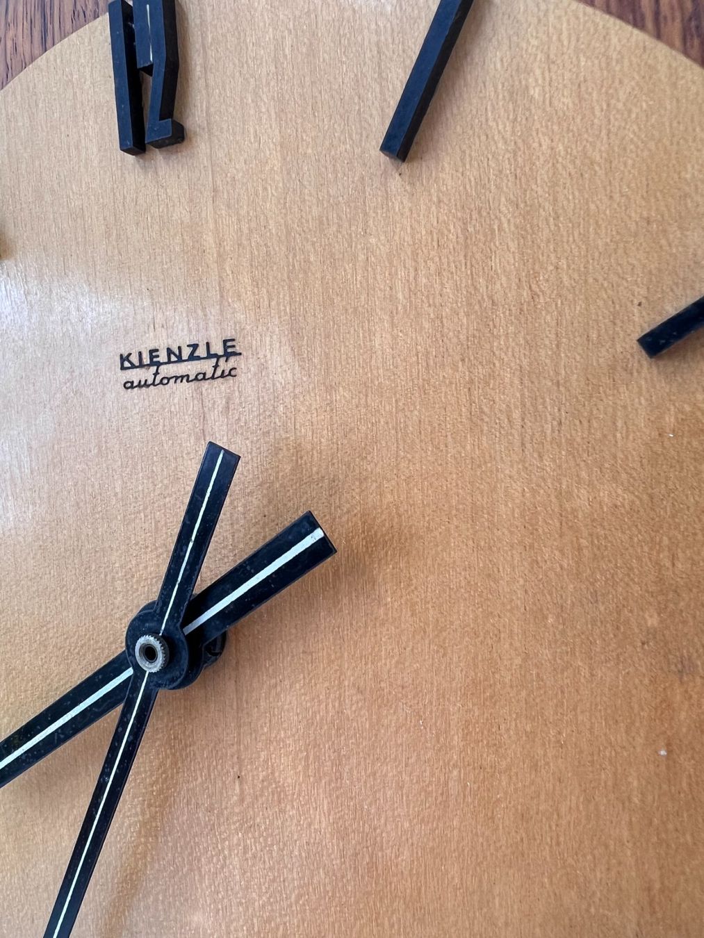 Kienzle Stand- & Wanduhren: Vintage Wanduhr - Kienzle – Gebraucht aus Walzenhausen von stilvollwohnen 6