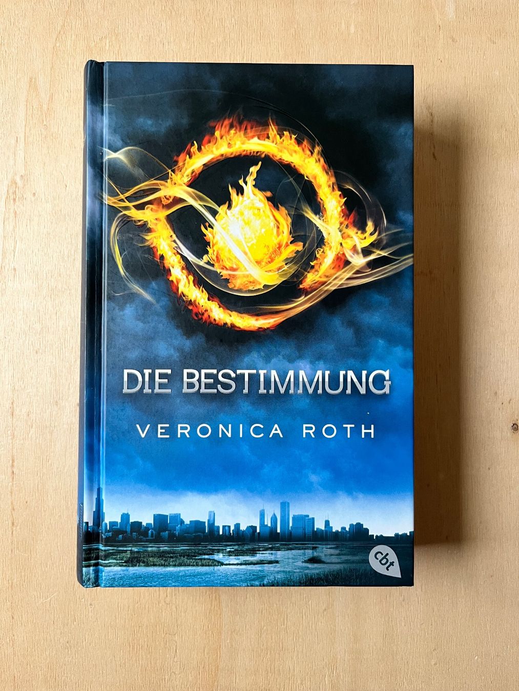 Libri: Die Bestimmung Trilogie - Veronica Roth – Usato da Küssnacht am Rigi venduto da lera128 1