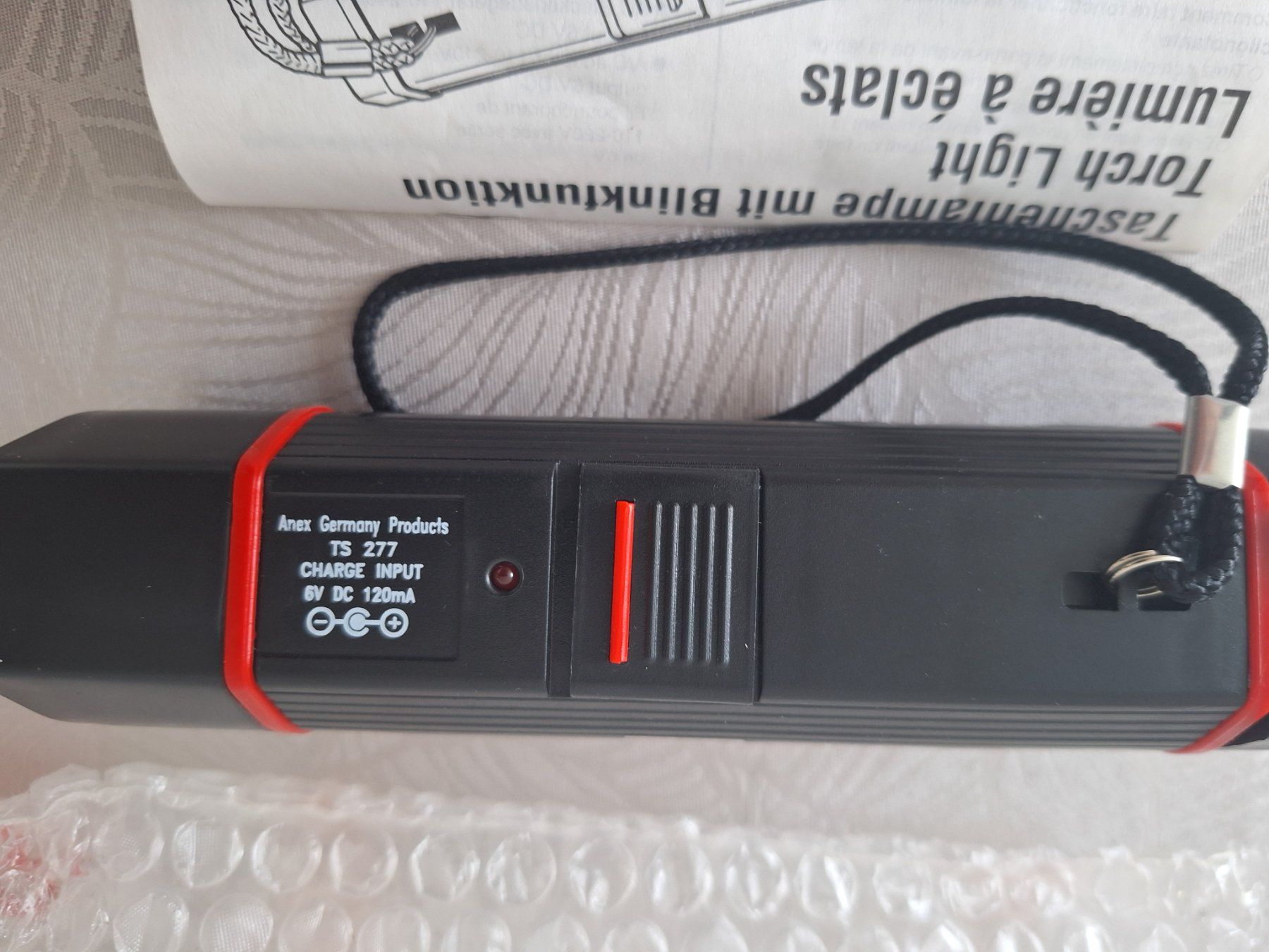 Lampade: Taschenlampe mit Blinkfunktion – Nuovo (secondo la descrizione) da Zürich venduto da Lemon007 4