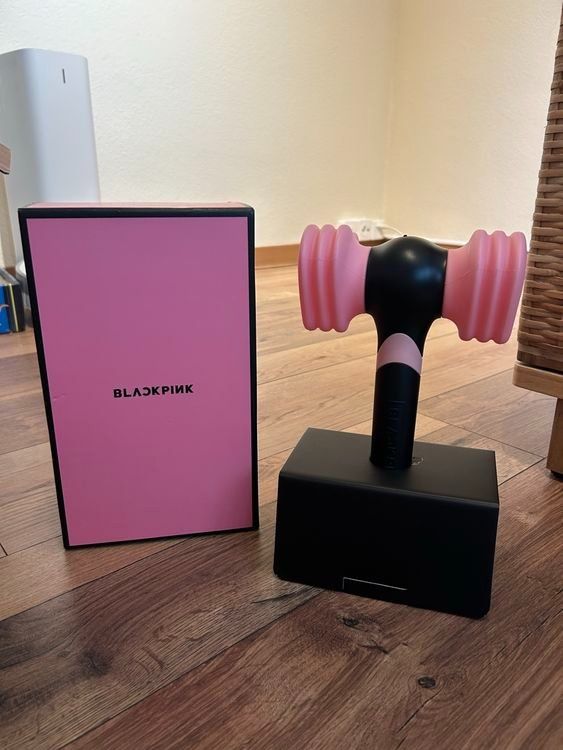 CD: Blackpink Lightstick Version 2 Kpop – Usato da St. Gallen venduto da Simple_user_01
