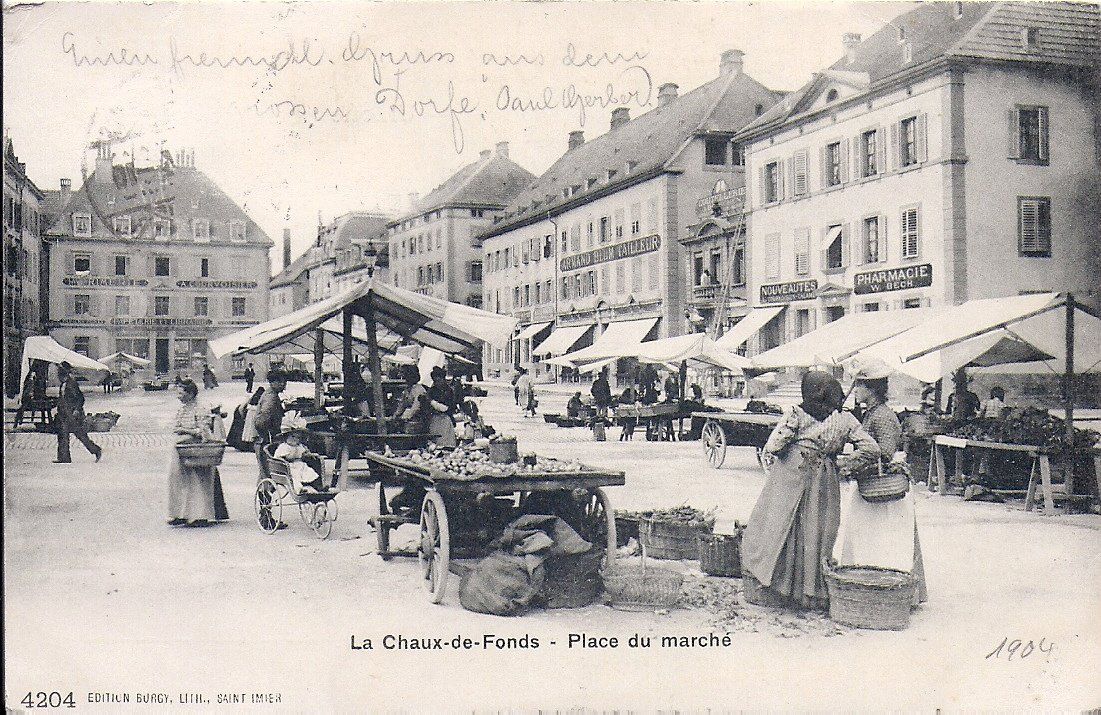 Cartoline postali: CHAUX-de-FONDS, place du marché – Usato da Les Verrières venduto da Scampi0