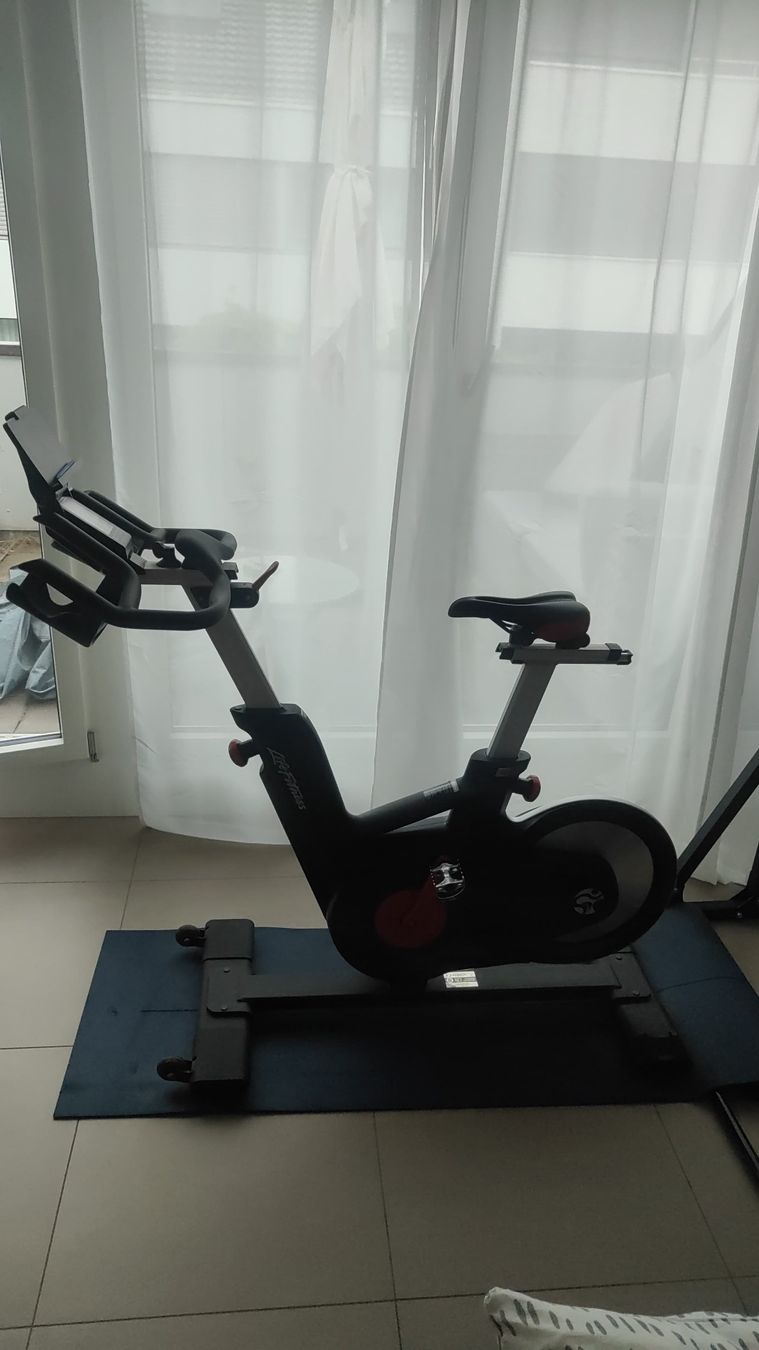 Life Fitness Hometrainer: icg6 bike (ca2022) – Usato da zürich venduto da fabianob01 3