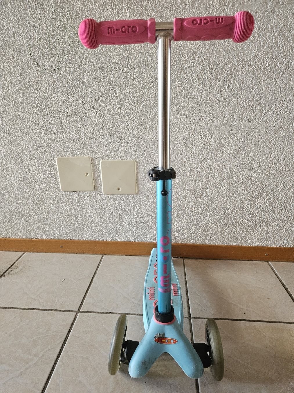 Micro Kickboard: Scooter micro mini – Gebraucht aus Biberist von Divoka 1
