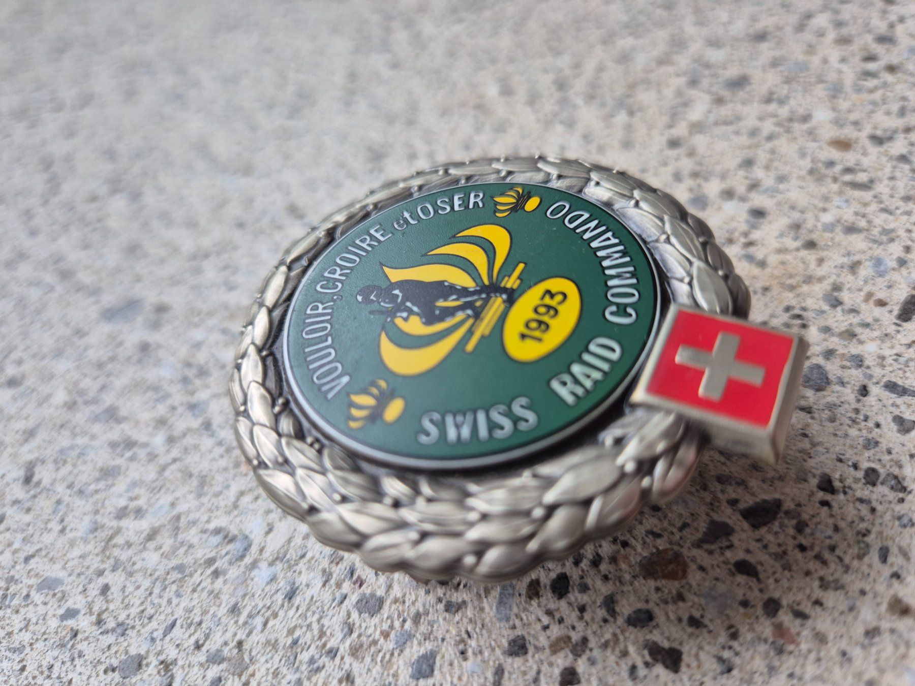 Schweizer Armee Placchette & Badge: *** Beretemblem Swiss Raid Commando 1993 RARE ***  – Nuovo (secondo la descrizione) da Riedholz venduto da fr_sIruP 2