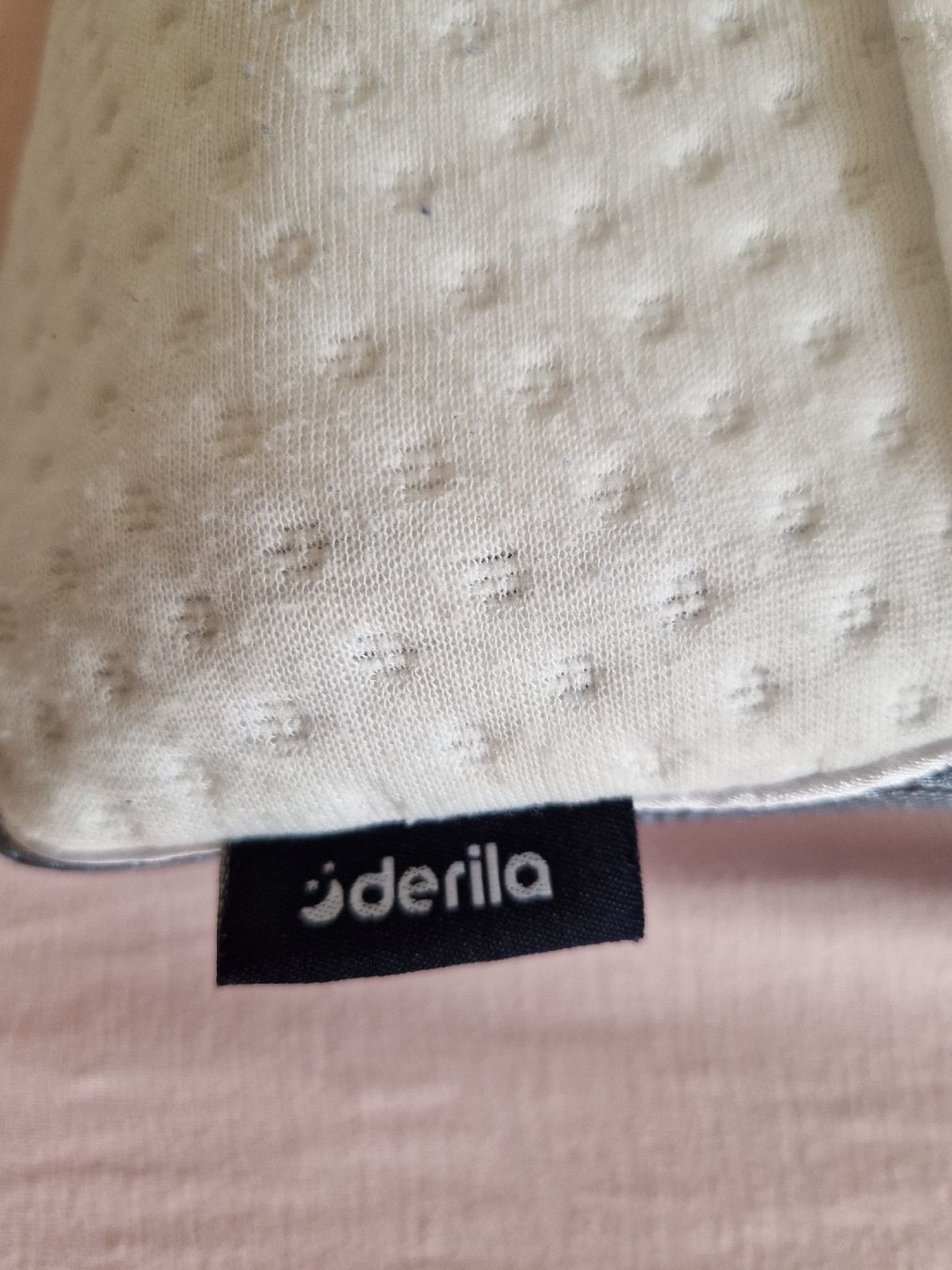 Cuscini: derila Memory Schaum Nackenkissen – Usato da Kulmerau venduto da Doene7 2