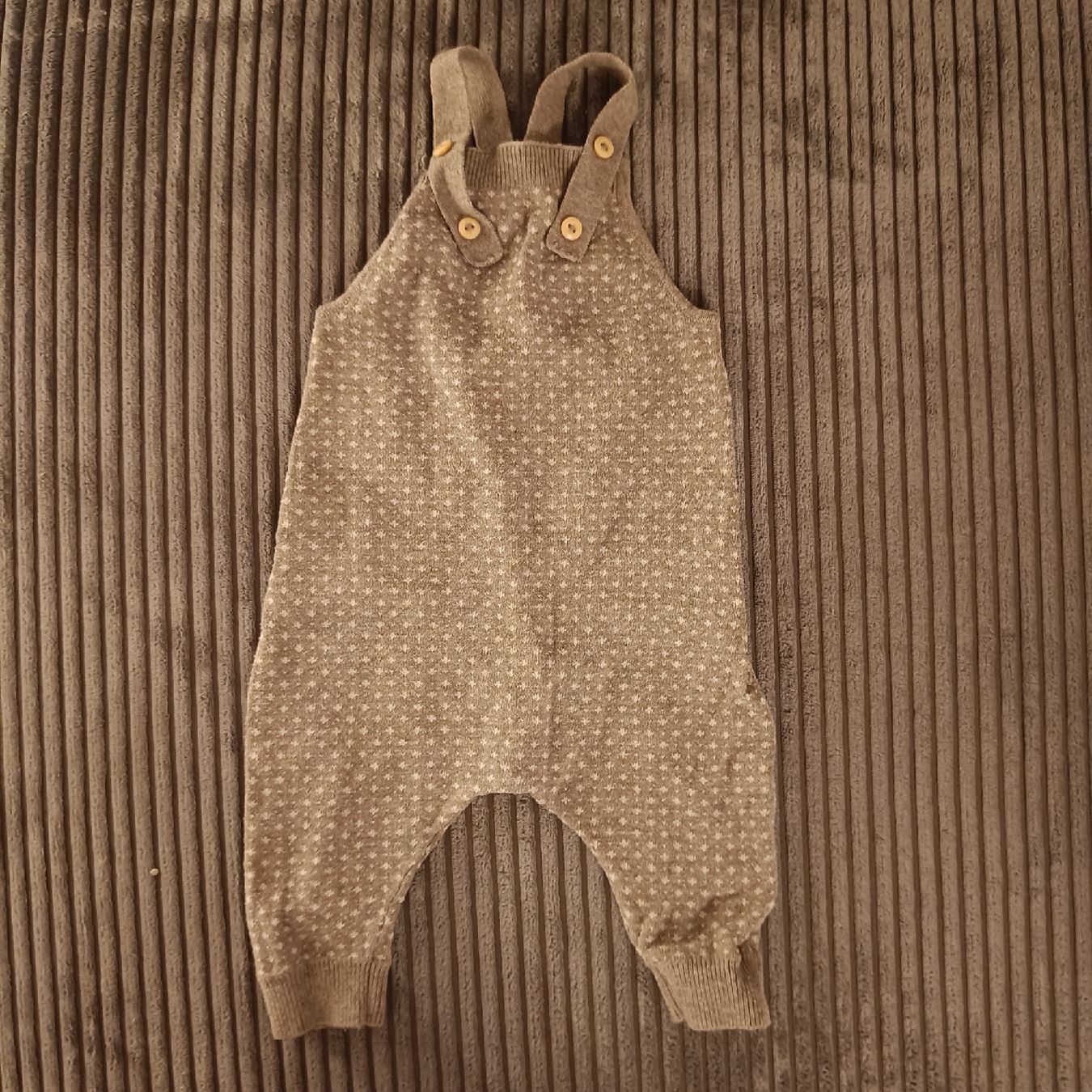 H&M Pantaloni: Latzhose Grösse 56 – Usato da Jaberg venduto da urig17.
