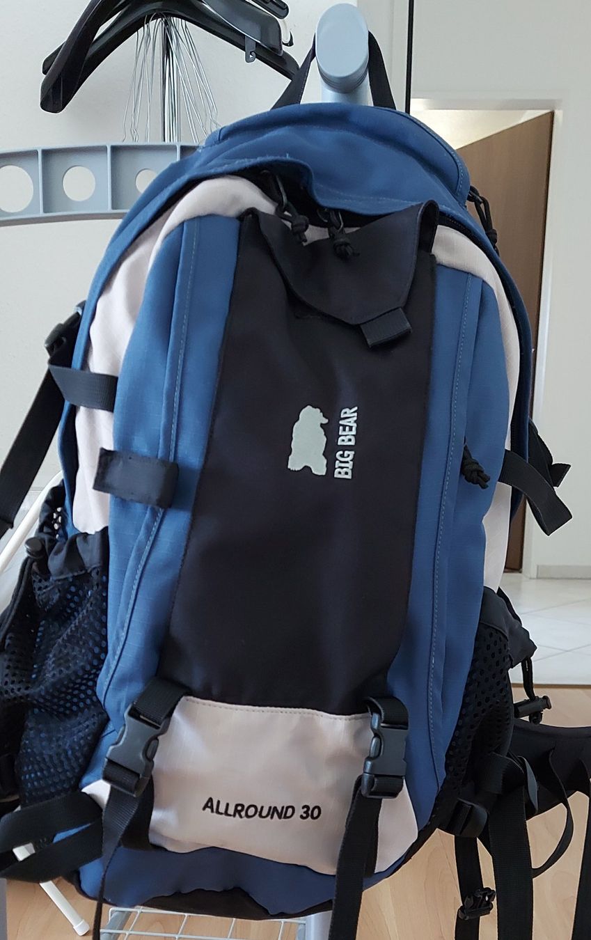 Zaini: Big Bear Trekking Rucksack / Wanderrucksack 30.l – Usato da Rotkreuz venduto da keerthdi 4