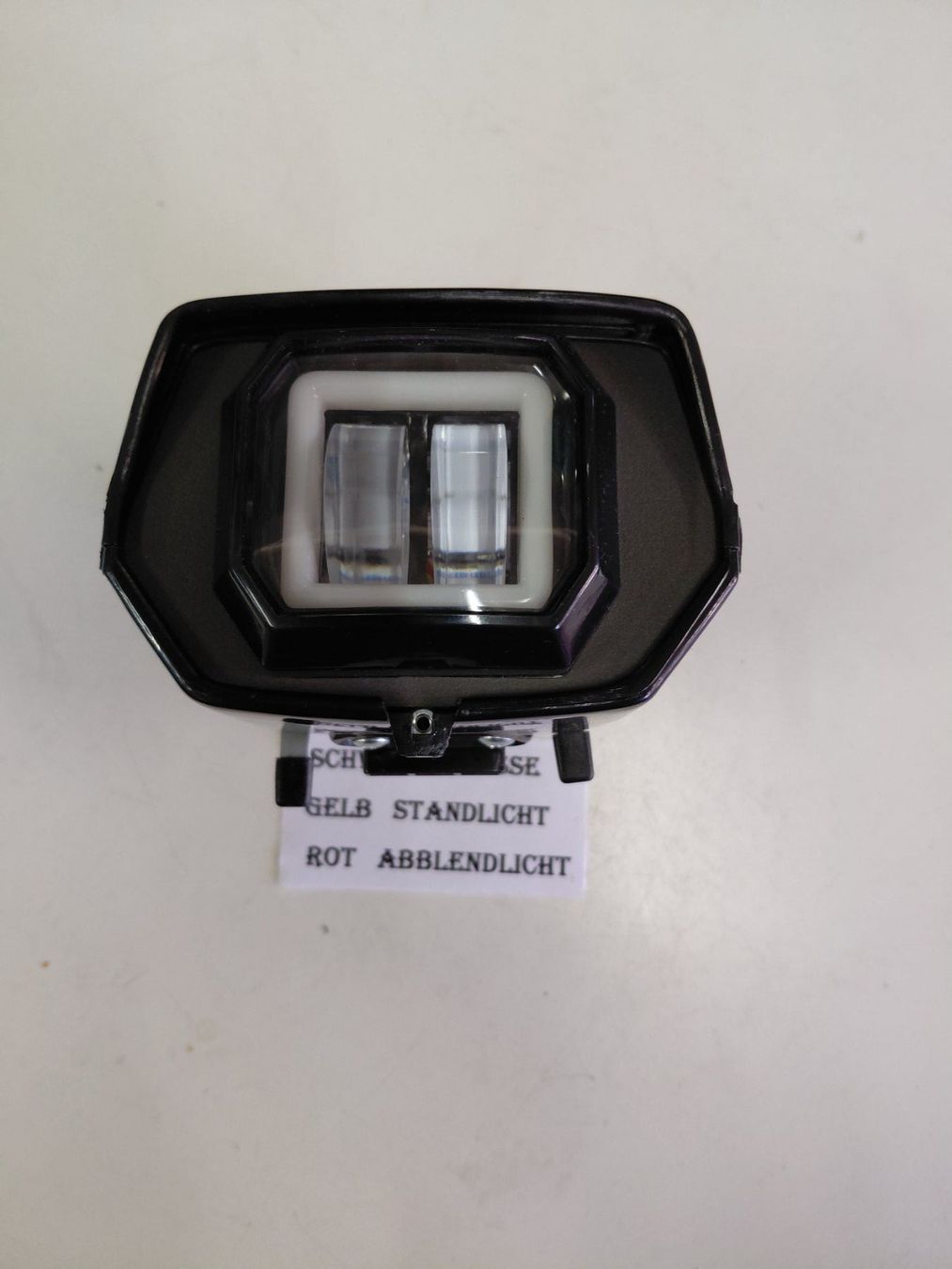 Ciclomotori: Neue LED Lampe 1PH eckig Puch/Sachs/Universal mit Schalter – Nuovo (secondo la descrizione) da Gettnau venduto da ant_r5h7 3