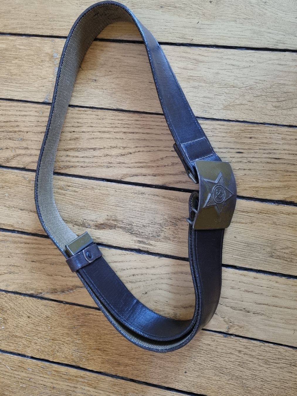 Uniformen: USSR Militär Ledergürtel – Gebraucht aus Schaffhausen von Leveron13 2
