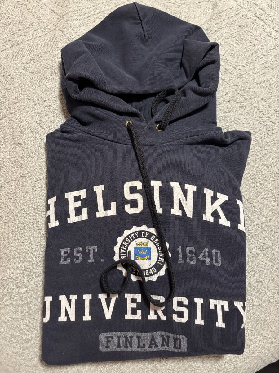 Maglioni & Felpe: Kapuzenpulli S – Usato da Kesswil venduto da Branca-01