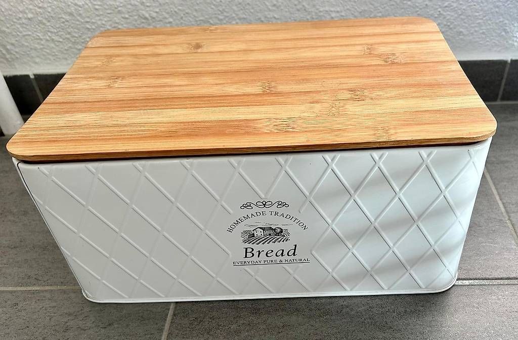 Contenitori & Simili: Brotkasten mit Bambusdeckel – Usato da Zürich venduto da chi_mf67
