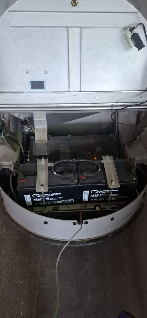 Delaval Tutte le macchine: DeLaval OptiDuoo Roboter Futterschieber – Usato da wädenswil venduto da rom_l5r9 1