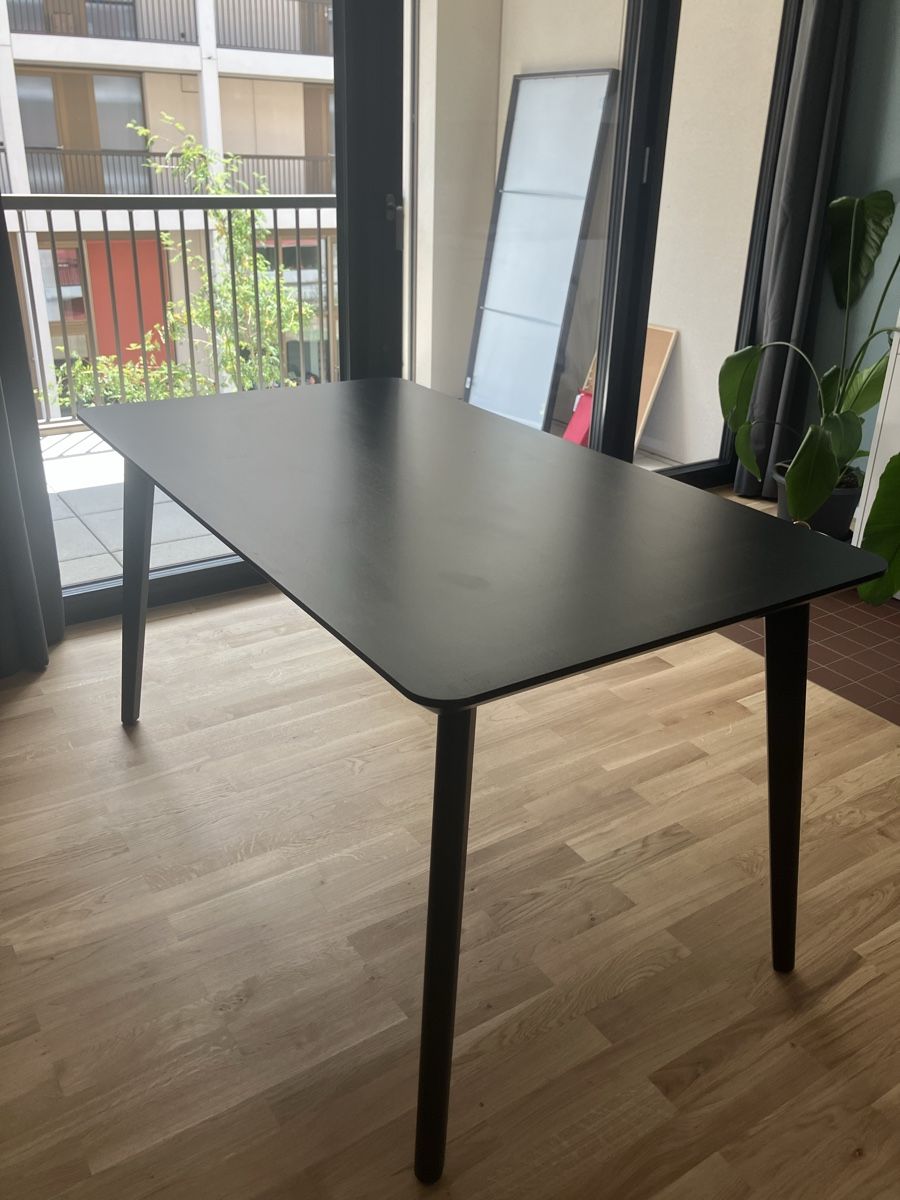Tables: Tisch schwarz – D'occasion à Bern par Tomatenbrot