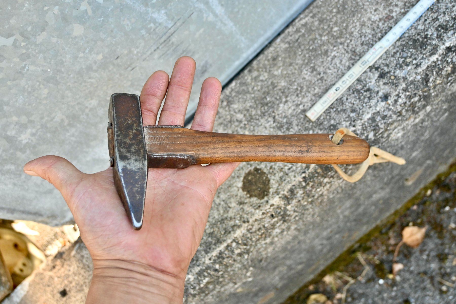 Tutti gli attrezzi: alter Kletterhammer m SCHNUR – Usato da Pfaffhausen venduto da mono_rec 2