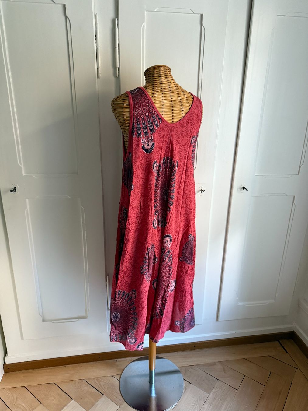 Vestiti: Hippie Goa Kleid beerenfarben gemustert – Usato da Zürich venduto da Diazaio 2