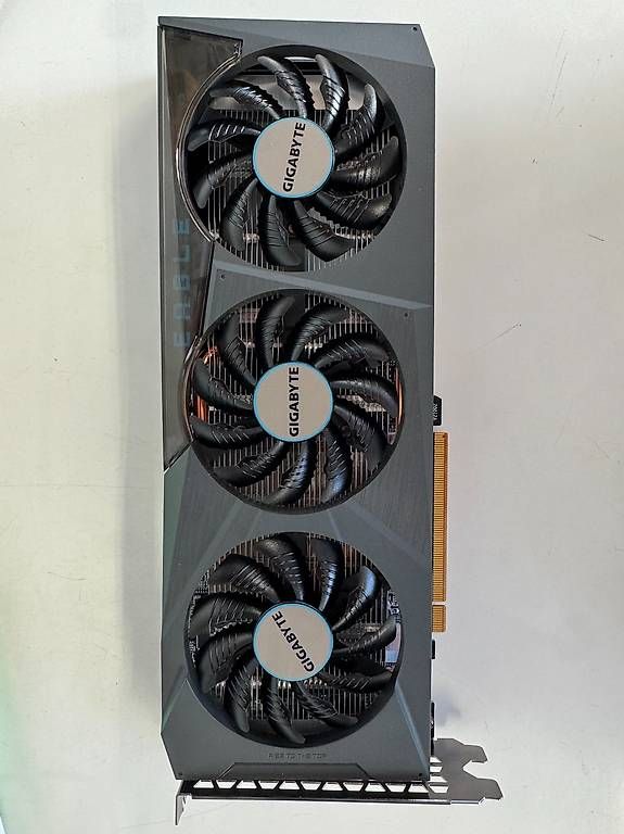 Schede grafiche: AMD Radeon RX 6600 – Usato da Pringy venduto da ade_lv87