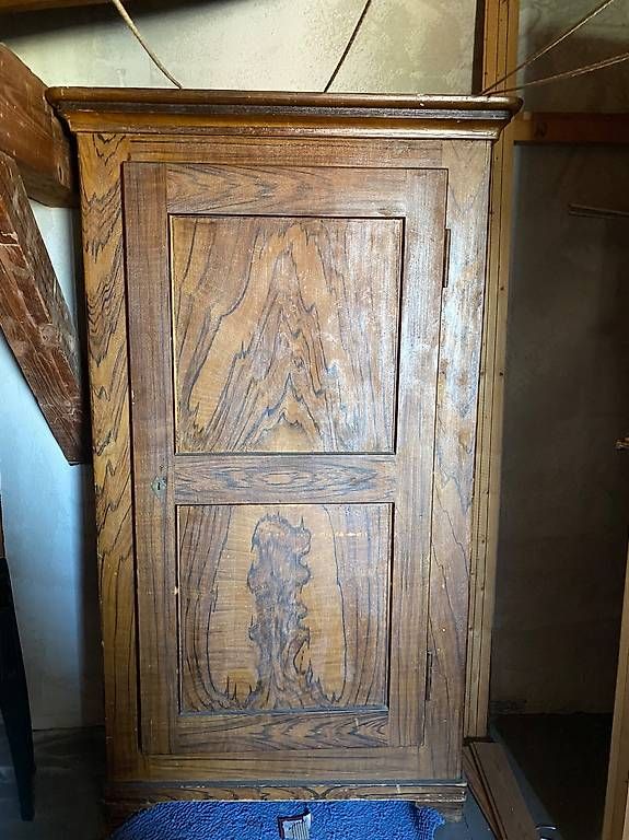 Schränke: Wunderschöner Holzschrank – Gebraucht aus Gais von kernaless