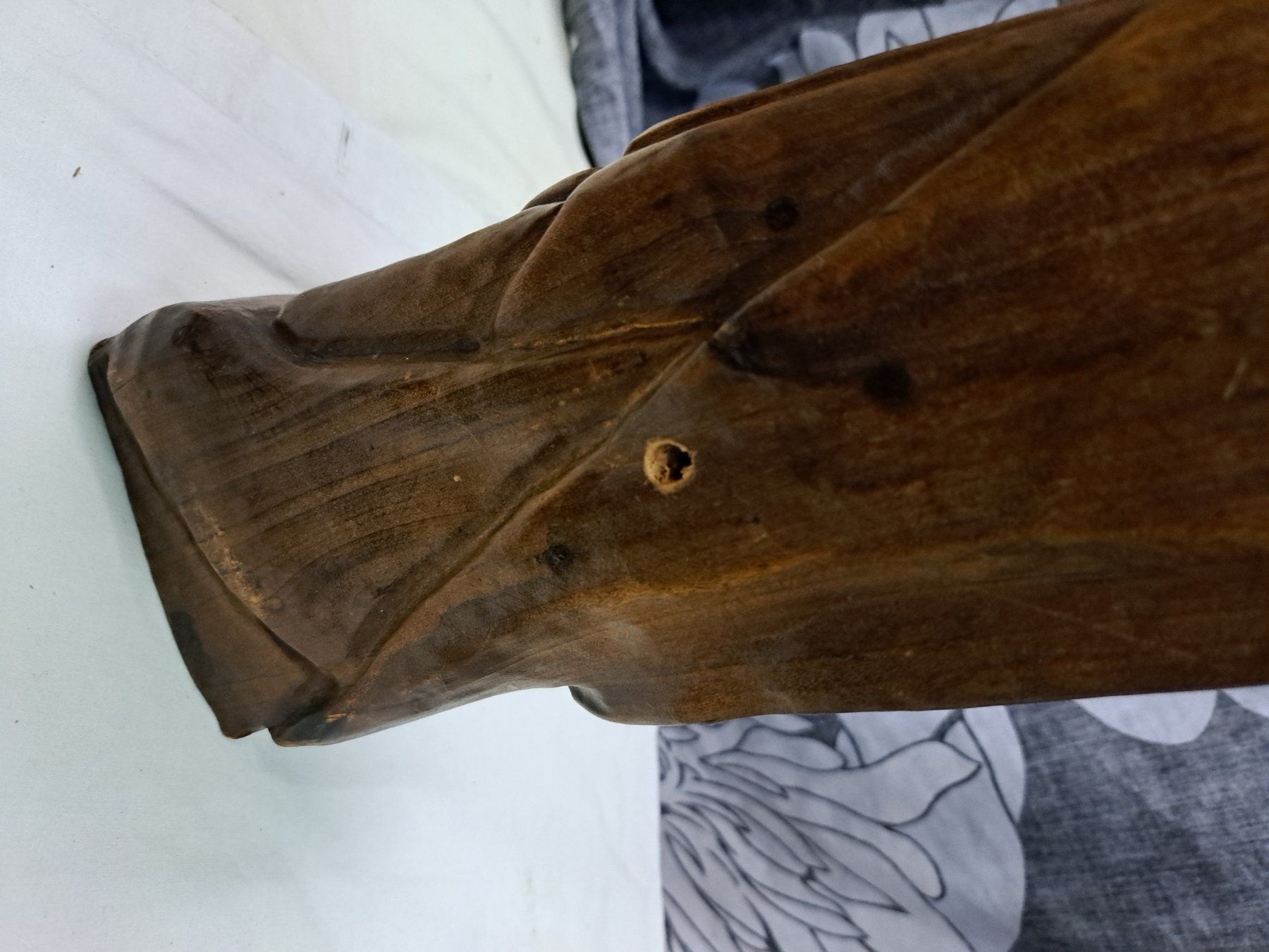 Figuren: Antike Madonna mit Kind aus Holz – Gebraucht aus Grossdietwil von mahsoumi 4