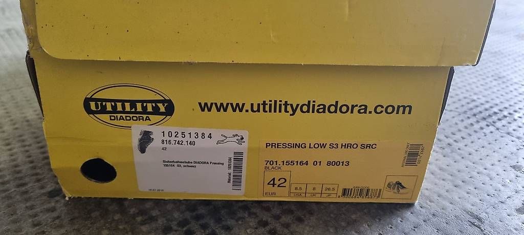 Herrenschuhe: Chaussures de sécurité Diadora – Neu und originalverpackt aus St-Blaise von DADADA1986 1