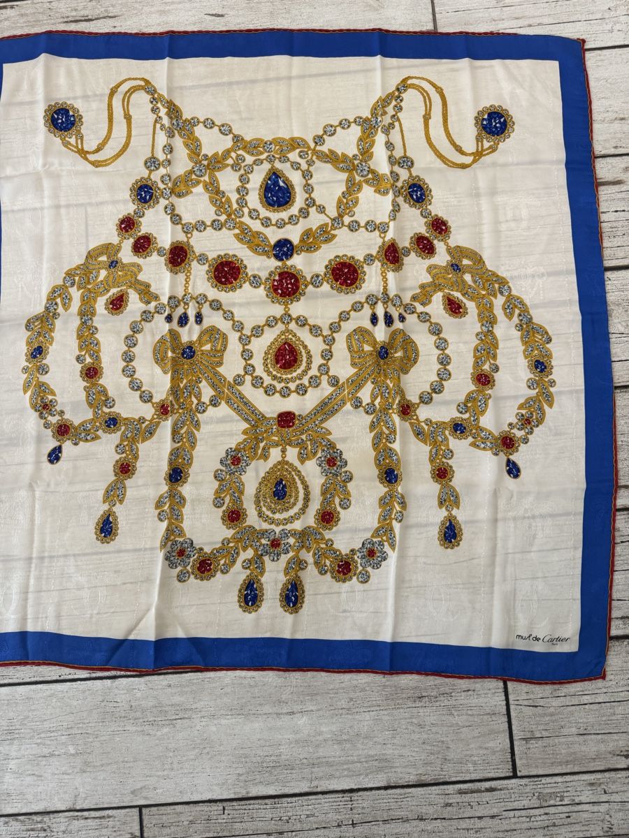 Cartier Foulards & écharpes: Foulard Cartier soie blanc – D'occasion à Payerne par Maylin2018