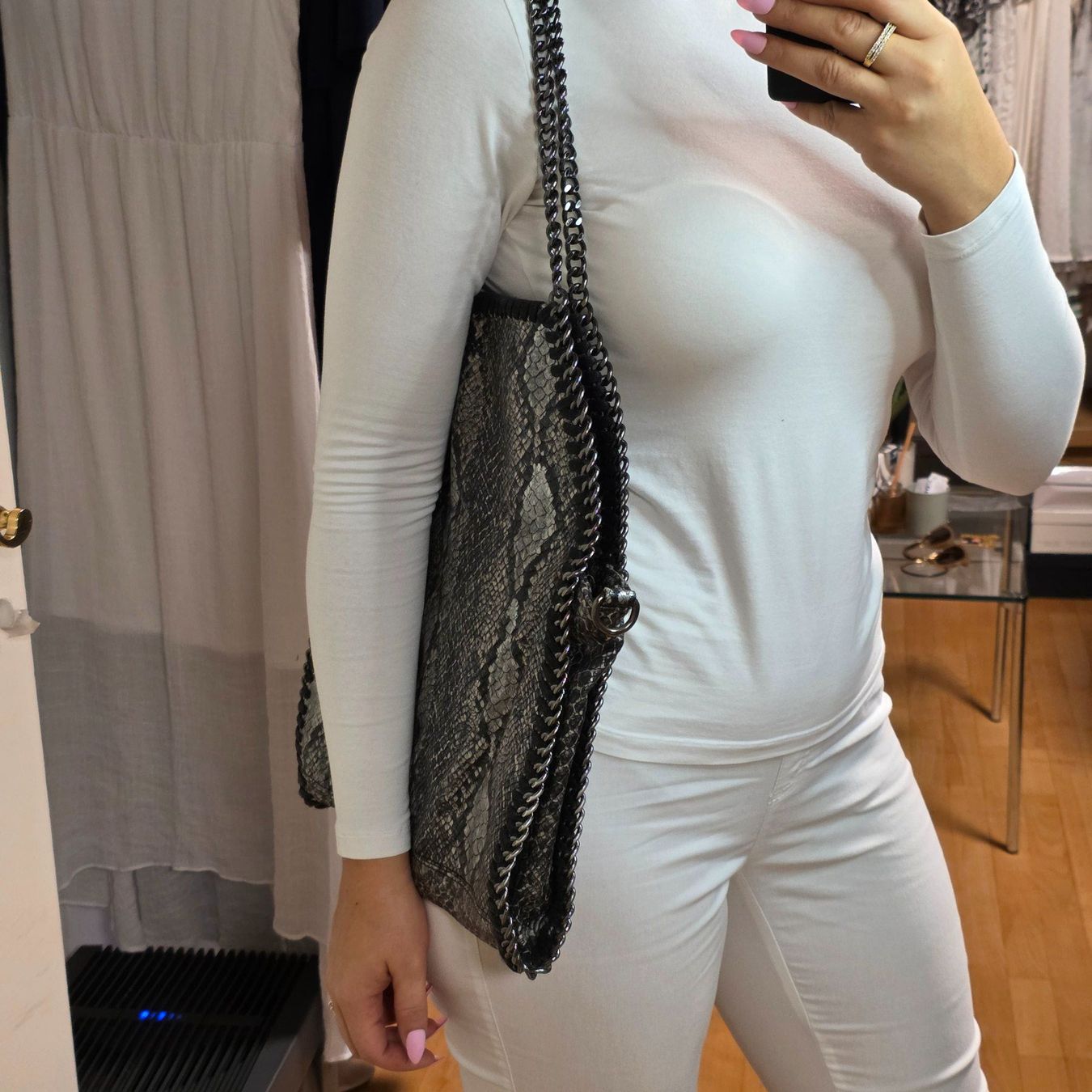 Borse da donna: Große Tasche mit Schlangenprint & Metallkette – Usato da Wald ZH venduto da CapLux 5