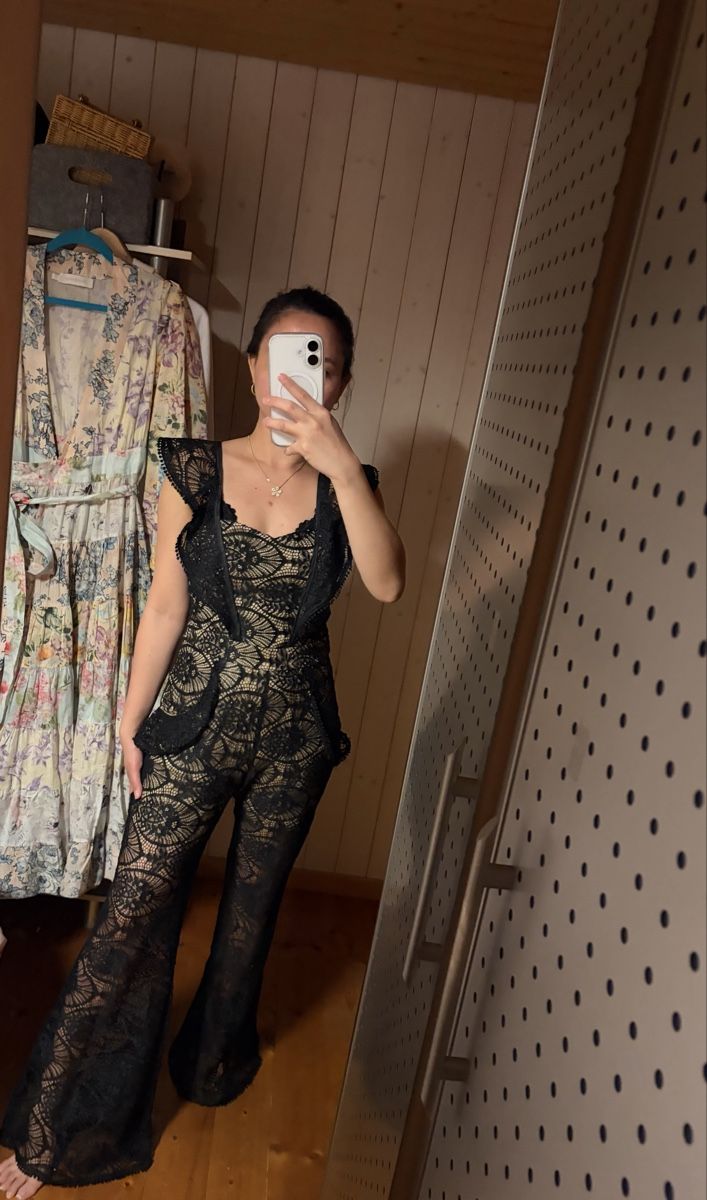 Tute: Elegant Black Lace Jumpsuit  – Usato da St.Josefen venduto da lop_lh8d 2