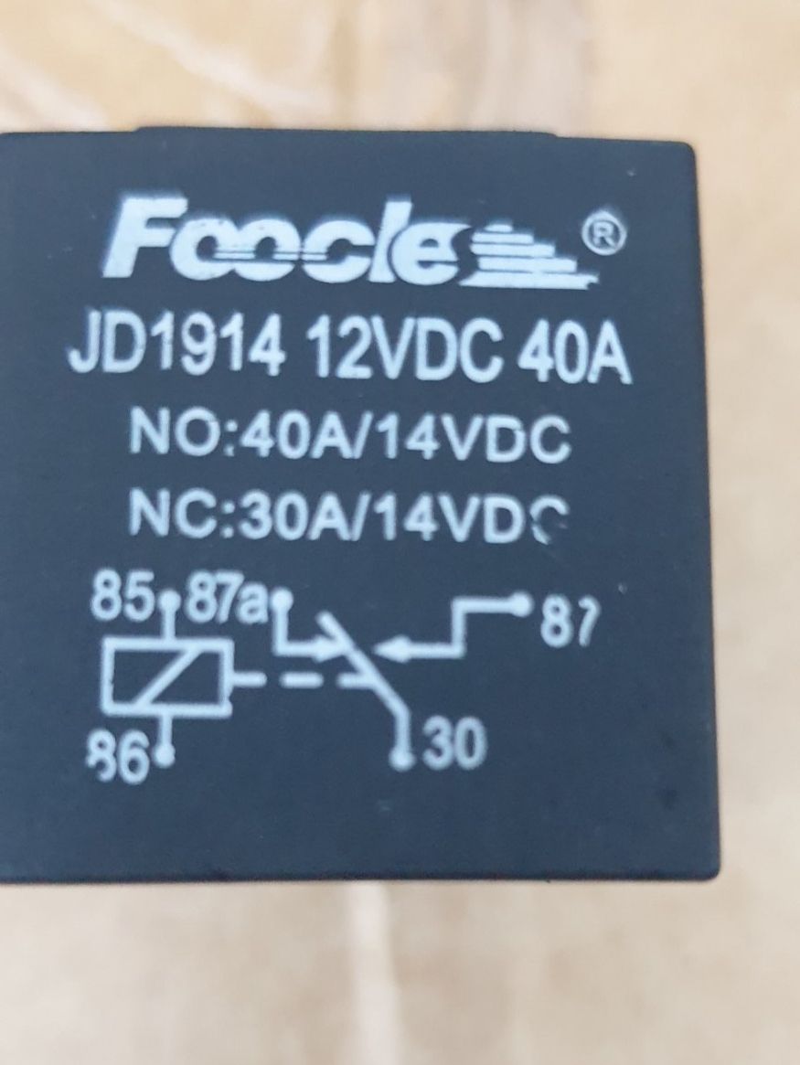 Elektronikbauteile: 12 V Relais – Neu und originalverpackt aus Müllheim Dorf von Linus18 1