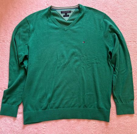 Pull Tommy Hilfiger vert col en v taille XL homme