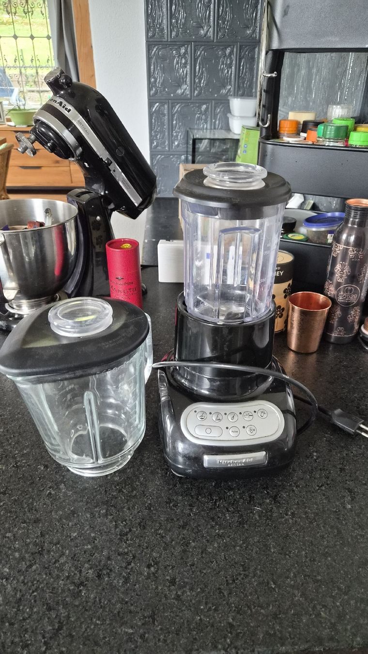 Kitchenaid Elettrodomestici da cucina: Artisan Blender Standmixer – Usato da Giebenach venduto da luxuryandmore