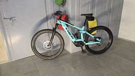E-Bike Neuwertig nur 374km