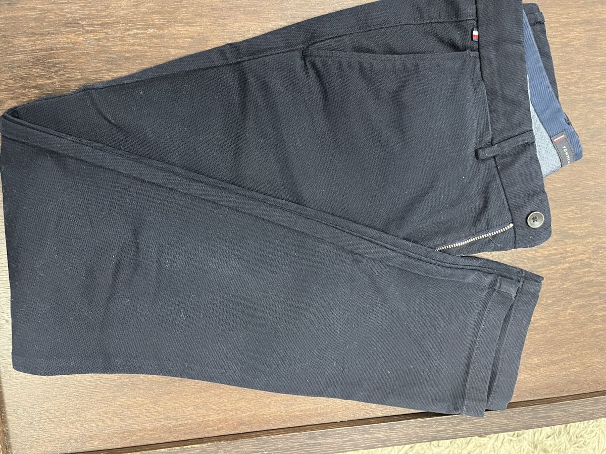 Tommy Hilfiger Hosen: Pantalon Tommy Hilfiger – Gebraucht aus Lens von Tosca70