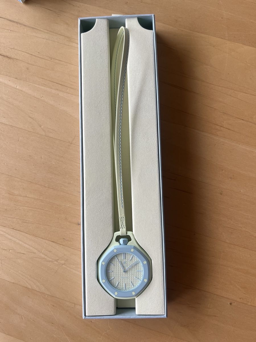 Swatch Uhren: Royal Pop- Audermars Piguet x Swatch – Neu und originalverpackt aus Liestal von tim_5bqd 3