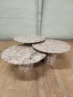 Runde Designer Couchtische aus Granit
