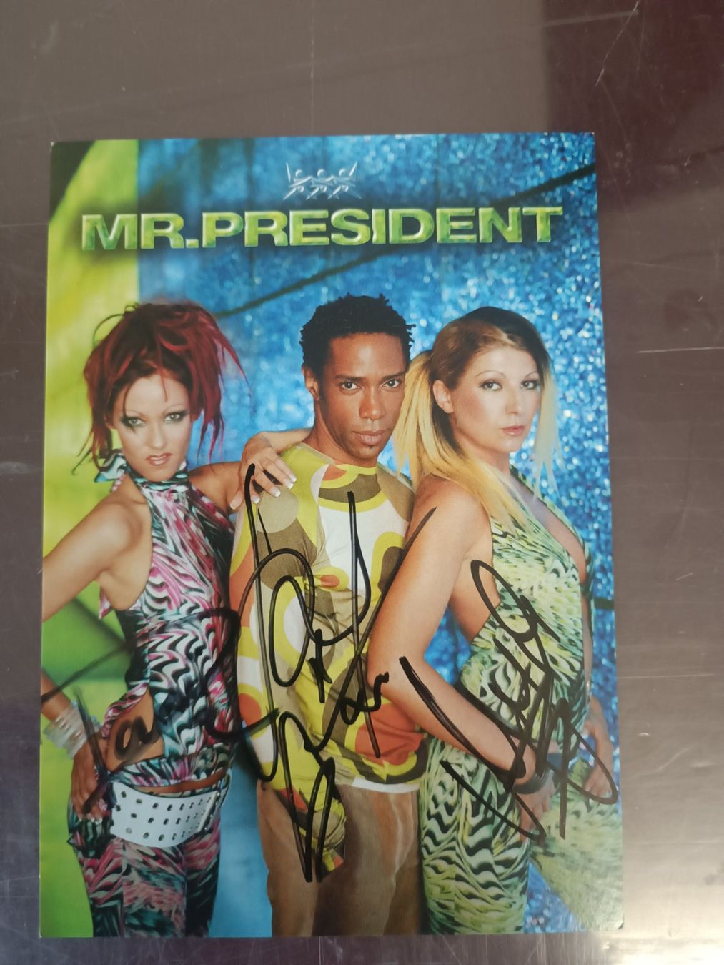 Autogramme: Mr President - signierte Autogrammkarte – Gebraucht aus Menziken von Artographs