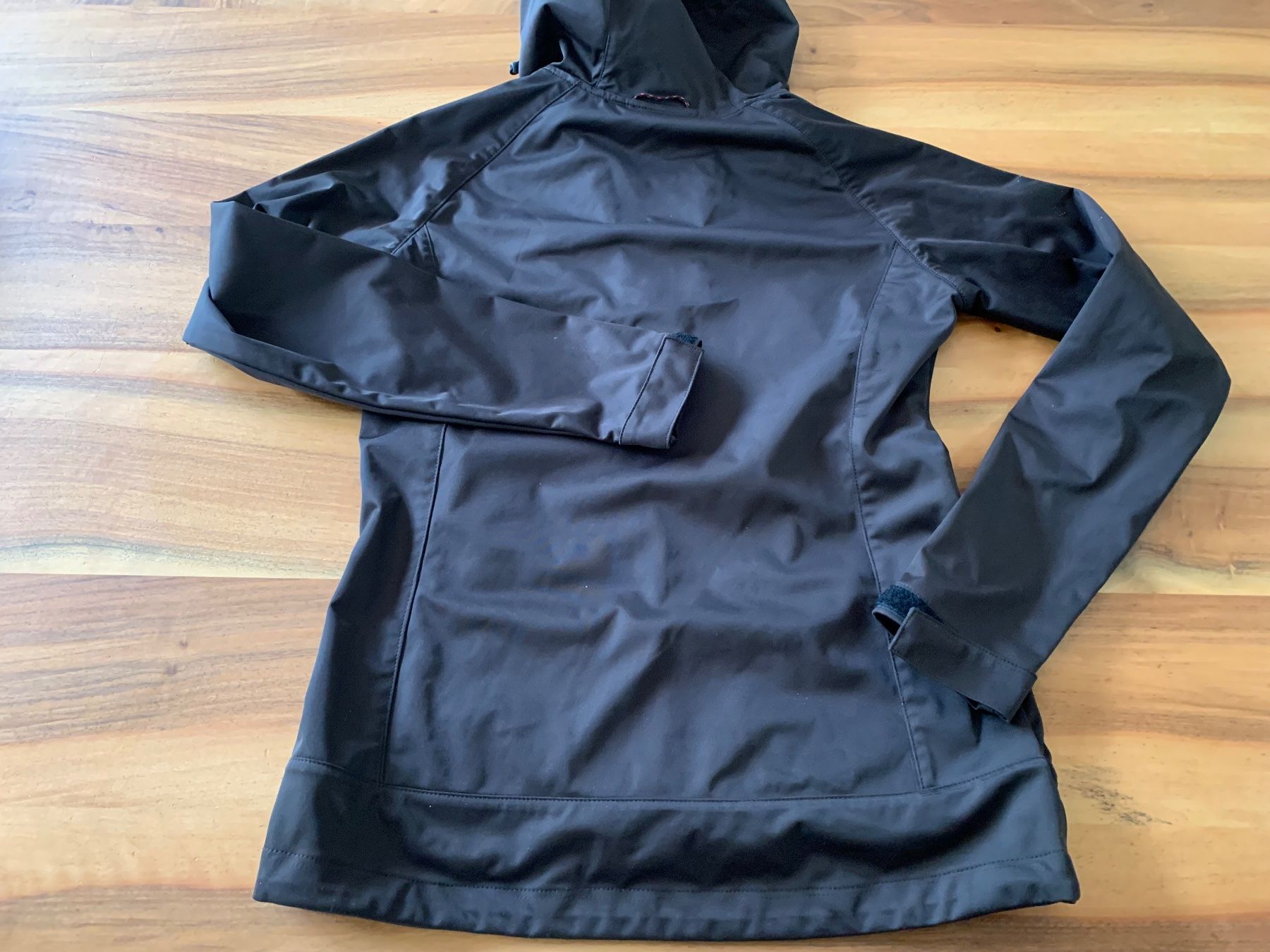 Vestes: HAKRO leichte braune Softshelljacke Grösse S – D'occasion à Meiringen par Jwash 3